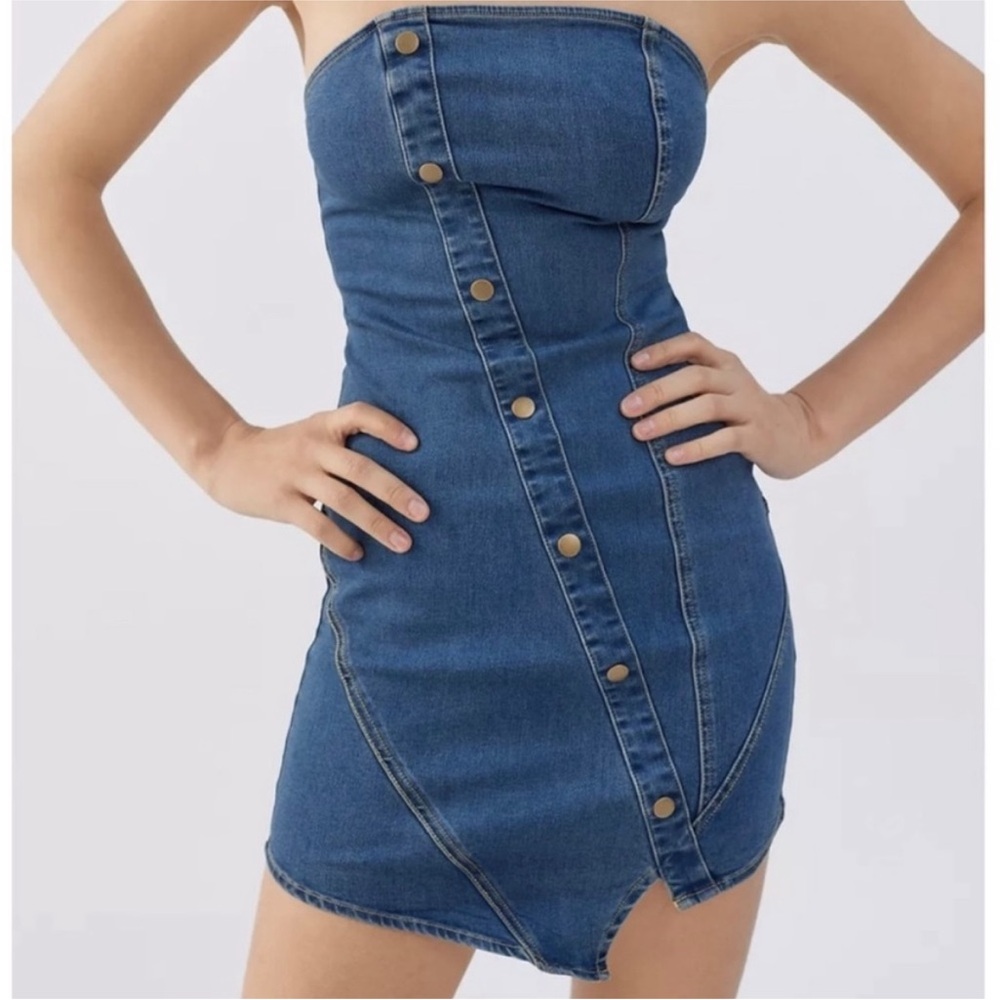 Stylish Blue Denim Strapless Dress